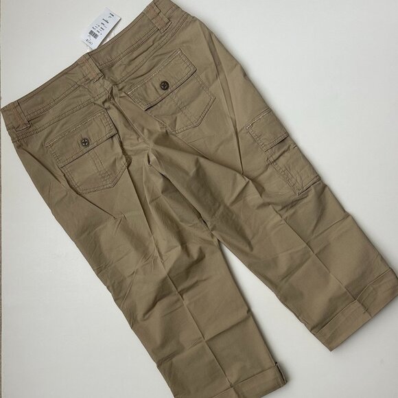 Cache NWT Khaki Cargo Capri Pants, sz 6 - Picture 4 of 4